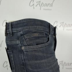 Jean Slim Fit en denim stretch italien très doux HUGO BOSS