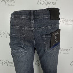 Jean Slim Fit en denim stretch italien très doux HUGO BOSS